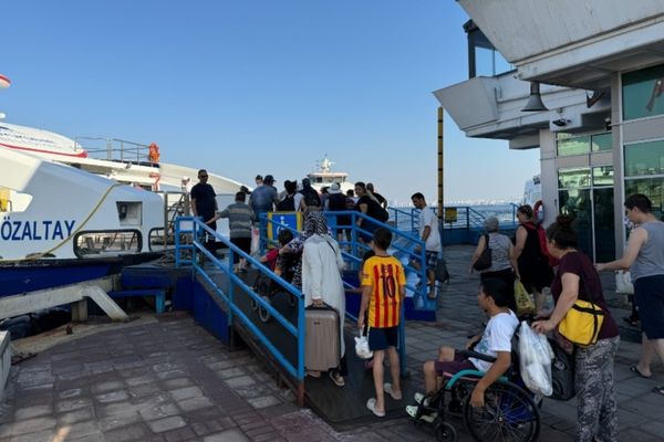 İZDENİZ’in yaz seferleri 27 Haziran’da başlayacak İZDENİZ’in yaz seferleri 27 Haziran’da başlayacak
