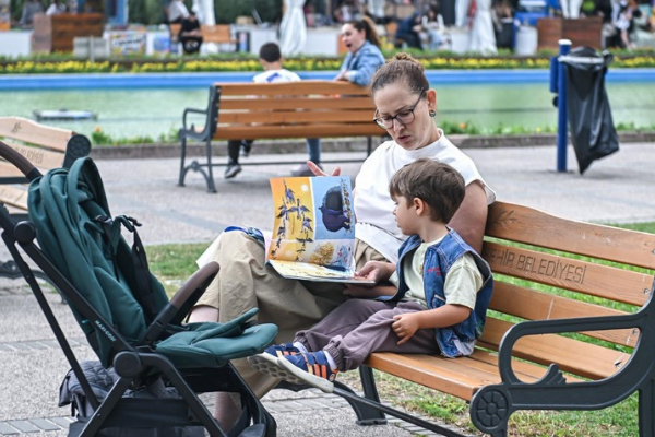 İZKİTAP’ta edebiyat ve kitap buluşmaları sürüyor İZKİTAP’ta edebiyat ve kitap buluşmaları sürüyor