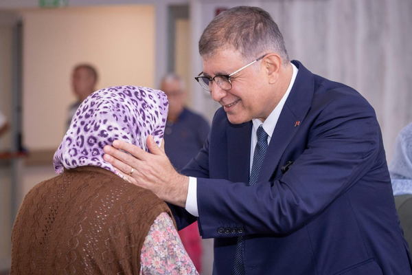 İzmir Büyükşehir Belediyesi emekli desteklerini artırdı İzmir Büyükşehir Belediyesi emekli desteklerini artırdı