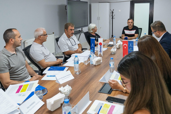 İzmir Büyükşehir Belediyesi işe alımlarda 'İzleme Kurulu' uygulamasını sürdürüyor İzmir Büyükşehir Belediyesi işe alımlarda 'İzleme Kurulu' uygulamasını sürdürüyor