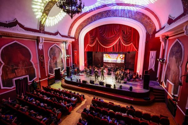 İzmir’de Cumhuriyet Bayramı coşkusu Smyrna Ensemble konseriyle başladı