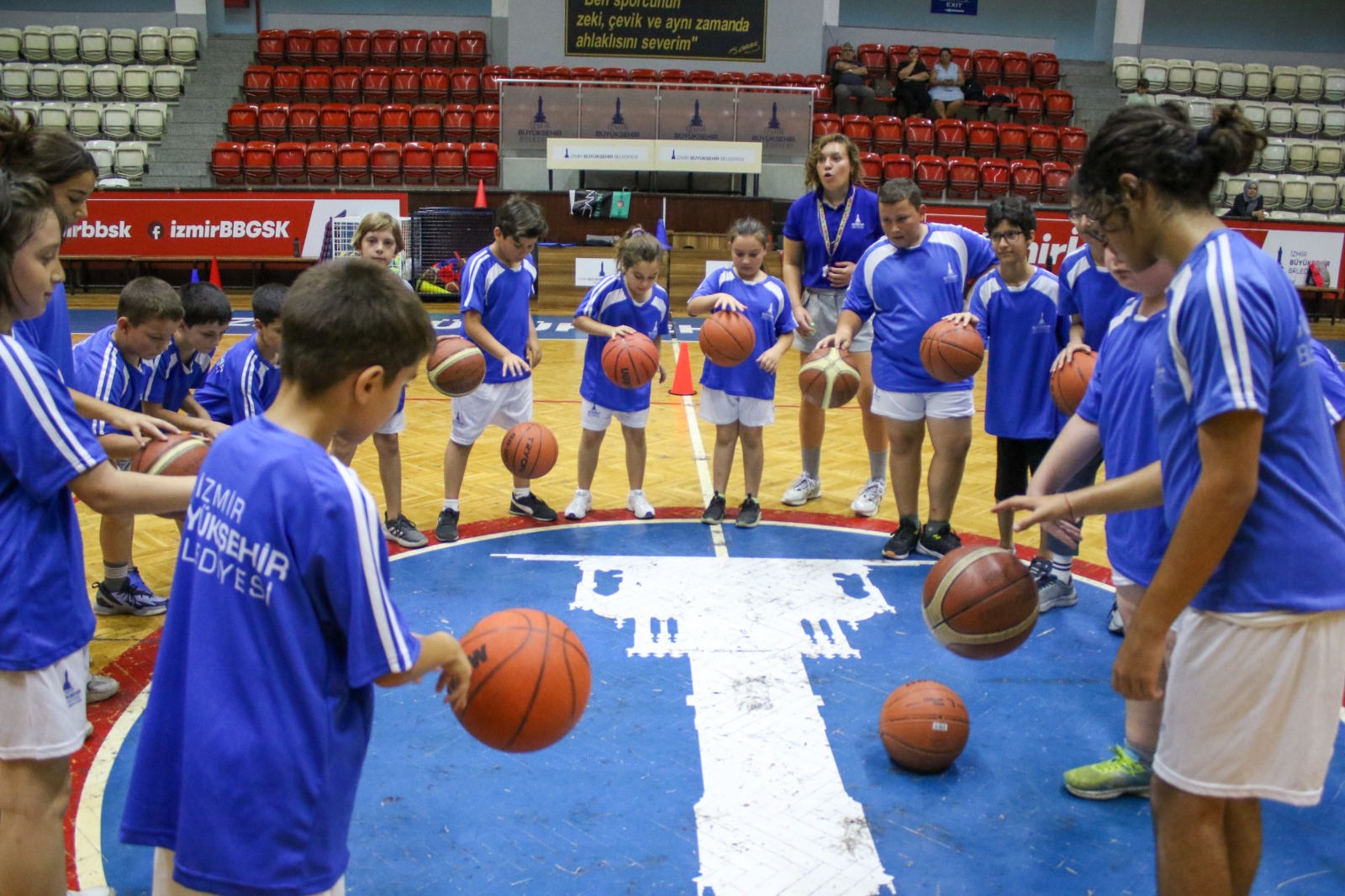 İzmir’de Kış Spor Okulları için kayıtlar başlıyor İzmir’de Kış Spor Okulları için kayıtlar başlıyor
