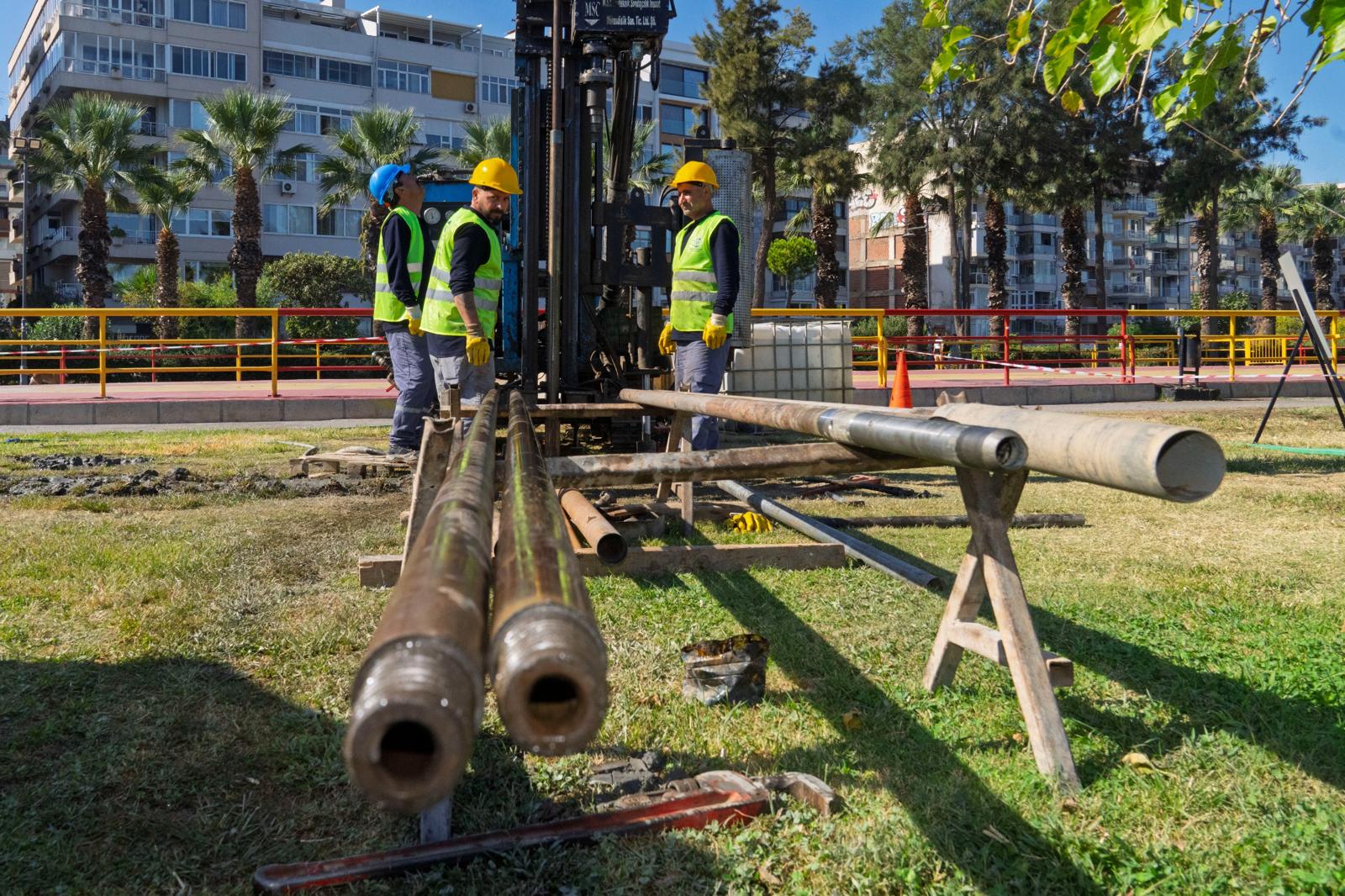 İzmir’de mikrobölgeleme çalışmaları Konak ve Bayraklı’da başladı İzmir’de mikrobölgeleme çalışmaları Konak ve Bayraklı’da başladı