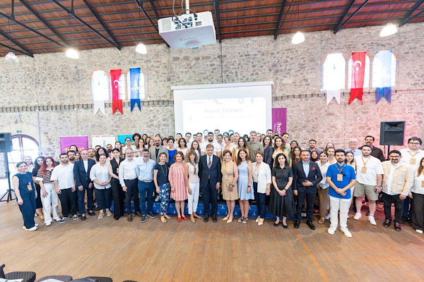 İzmir'de Sürdürülebilir1İzmir Ödülleri sahiplerini buldu İzmir'de Sürdürülebilir1İzmir Ödülleri sahiplerini buldu