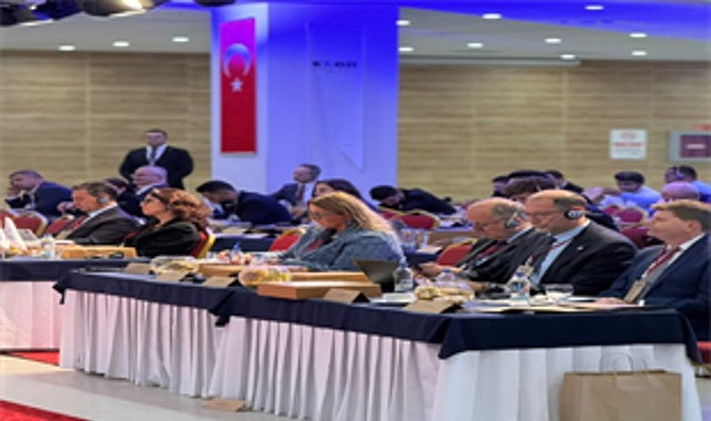 İzmir'den Akdeniz kentlerine iklim iş birliği çağrısı İzmir'den Akdeniz kentlerine iklim iş birliği çağrısı