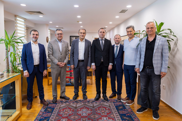 İzmir'in toplu ulaşım sistemi UITP toplantısında ele alındı İzmir'in toplu ulaşım sistemi UITP toplantısında ele alındı