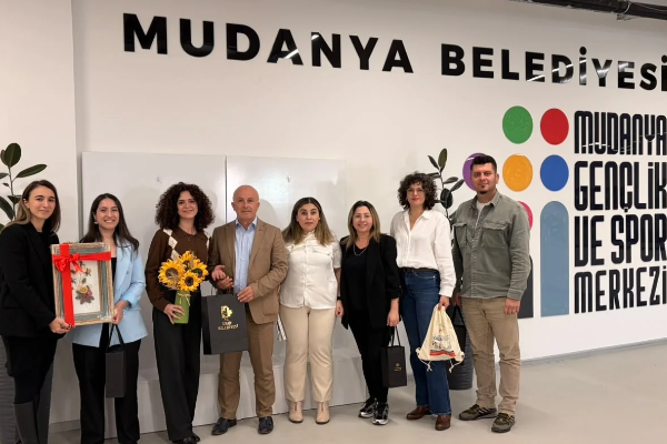 İzmit ve Mudanya belediyelerinden sosyal hizmetlerde iş birliği İzmit ve Mudanya belediyelerinden sosyal hizmetlerde iş birliği