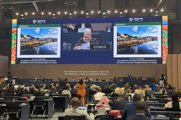 Jingdezhen’in el yapımı porselen alanlarına UNESCO tescili Jingdezhen’in el yapımı porselen alanlarına UNESCO tescili