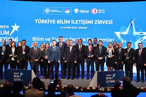 Kacır: Türkiye Yüzyılı için bilim insanlarımızla ve milletimizle çalışmaya devam edeceğiz Kacır: Türkiye Yüzyılı için bilim insanlarımızla ve milletimizle çalışmaya devam edeceğiz