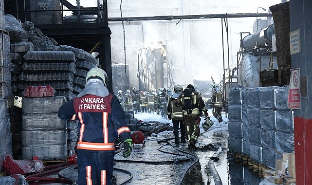 Kahramankazan'da Fabrika Yangını Kahramankazan'da Fabrika Yangını