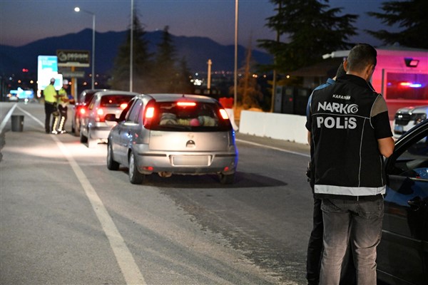 Karaman'da bir haftada 9 aranan kişi yakalandı Karaman'da bir haftada 9 aranan kişi yakalandı