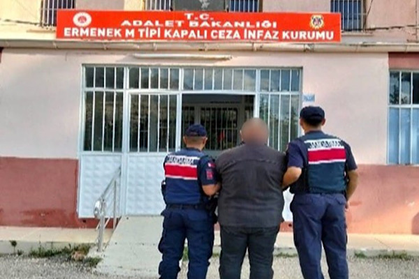 Karaman’da bir haftada aranan 31 şahıs yakalandı Karaman’da bir haftada aranan 31 şahıs yakalandı