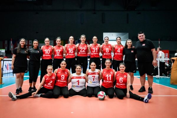 Karamanlı millî sporcular Çekya’da iki şampiyonluk kazandı Karamanlı millî sporcular Çekya’da iki şampiyonluk kazandı