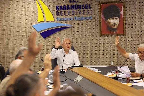 Karamürsel Meclisi’nde imar planı tadilatları görüşüldü Karamürsel Meclisi’nde imar planı tadilatları görüşüldü