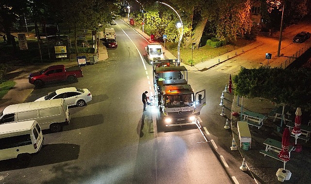 Karamürsel Plaj Yolu Caddesi'ne özel asfalt dokunuşu Karamürsel Plaj Yolu Caddesi'ne özel asfalt dokunuşu
