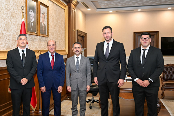KAREA proje ekibinden Vali Aktaş’a ziyaret KAREA proje ekibinden Vali Aktaş’a ziyaret