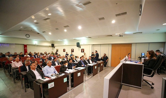 Karşıyaka'nın 6,6 milyar TL'lik 2027 bütçesine onay Karşıyaka'nın 6,6 milyar TL'lik 2027 bütçesine onay