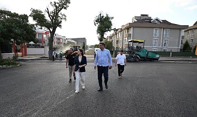 Kartepe'de Asfalt Çalışmaları Devam Ediyor Kartepe'de Asfalt Çalışmaları Devam Ediyor