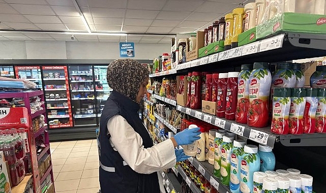 Kartepe'de Fahiş Fiyat ve Etiket Denetimi Kartepe'de Fahiş Fiyat ve Etiket Denetimi