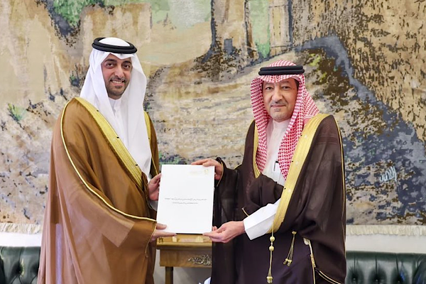 Katar Emiri Al Sani’den Suudi Arabistan Kralı Selman’a yazılı mesaj