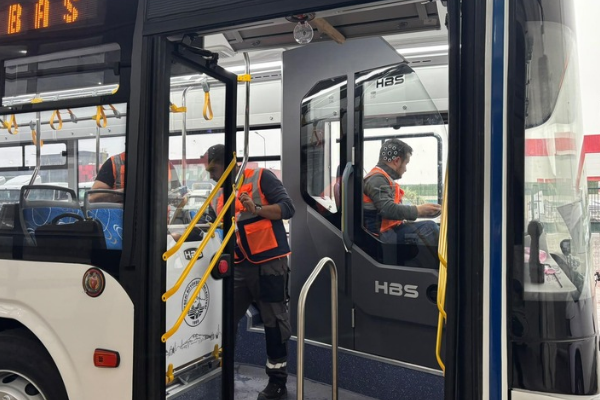 Kayseri’de 12 elektrikli otobüsün kabul işlemleri başladı Kayseri’de 12 elektrikli otobüsün kabul işlemleri başladı