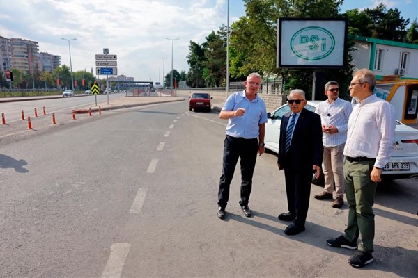 Kayseri’de DSİ-Yeni Sanayi Alt Geçitleri hizmete açıldı Kayseri’de DSİ-Yeni Sanayi Alt Geçitleri hizmete açıldı