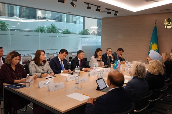 Kazakistan ve Birleşik Krallık, parlamentolar arası iş birliğini ele aldı Kazakistan ve Birleşik Krallık, parlamentolar arası iş birliğini ele aldı