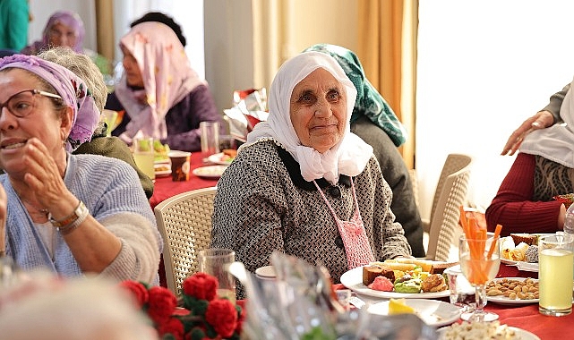 Keçiören'de Dünya Yaşlılar Günü Dolu Dolu Kutlandı Keçiören'de Dünya Yaşlılar Günü Dolu Dolu Kutlandı