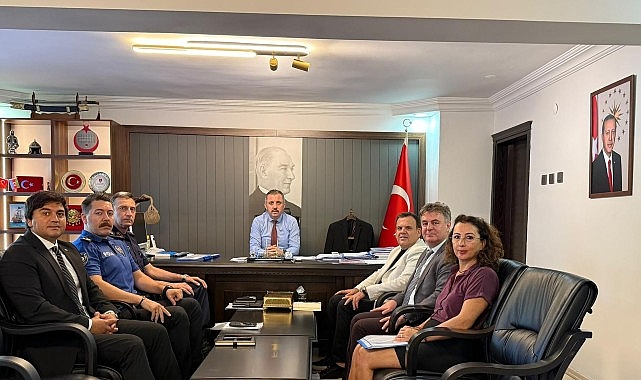 Kemer'de “İlçe Okul Güvenliği" toplantısı Kemer'de “İlçe Okul Güvenliği" toplantısı