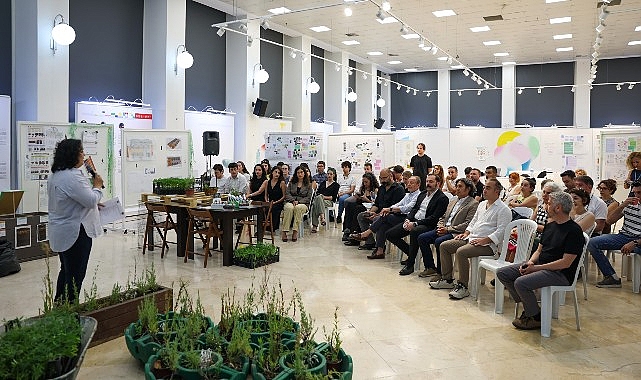 Kentsel tarım ve döngüsel ekonomi uygulamaları Maltepe'de konuşuldu Kentsel tarım ve döngüsel ekonomi uygulamaları Maltepe'de konuşuldu