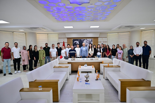 Kepez’de destek eğitim kursu öğrencilerinden YKS ve LGS başarısı Kepez’de destek eğitim kursu öğrencilerinden YKS ve LGS başarısı