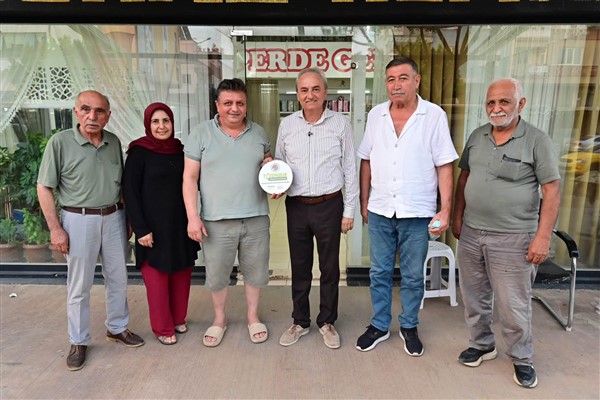 Kepez'de "Temizlik Kirletmemektir" kampanyası Teomanpaşa'da tanıtıldı Kepez'de "Temizlik Kirletmemektir" kampanyası Teomanpaşa'da tanıtıldı