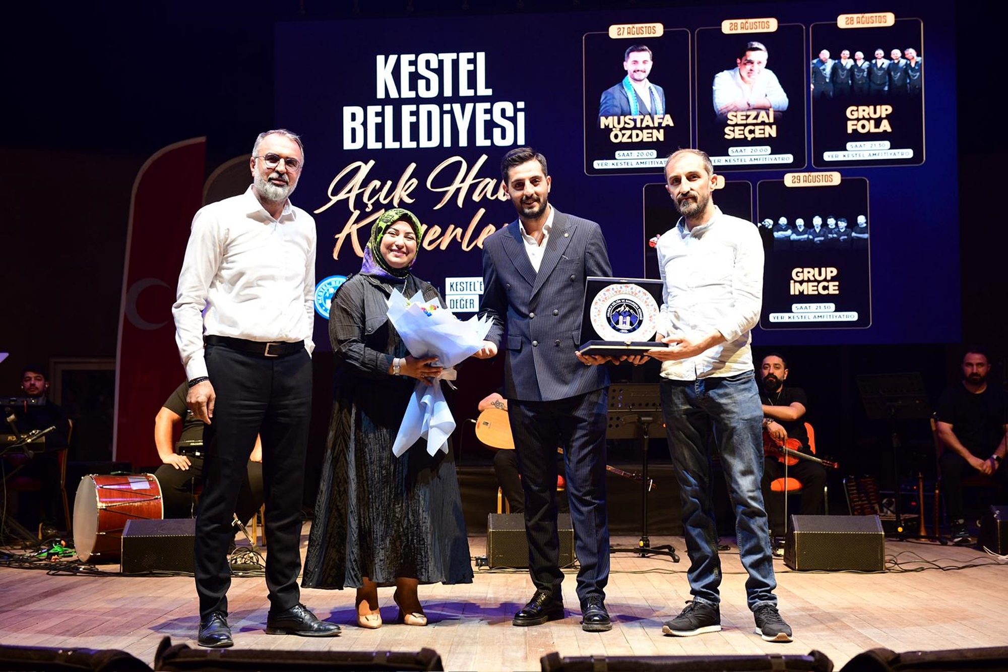 Kestel’de Açık Hava Konserleri devam ediyor: Mustafa Özden sahne aldı Kestel’de Açık Hava Konserleri devam ediyor: Mustafa Özden sahne aldı
