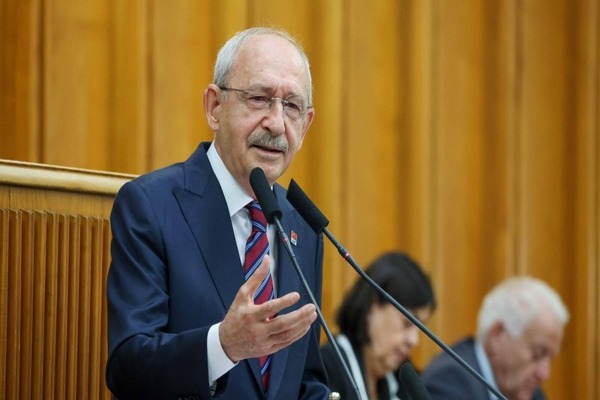 Kılıçdaroğlu, tutuklu belediye başkanlarını ziyaret etti Kılıçdaroğlu, tutuklu belediye başkanlarını ziyaret etti