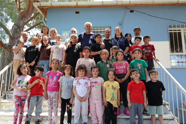 Kiraz’da öğrencilere yıl sonu etkinliği düzenlendi Kiraz’da öğrencilere yıl sonu etkinliği düzenlendi