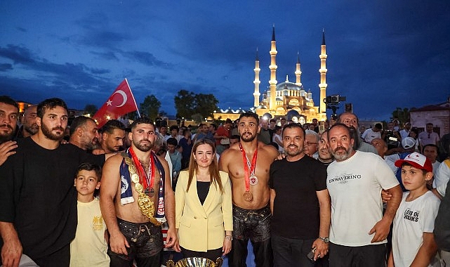 Kırkpınar'a Antalya Büyükşehir Belediyesi damga vurdu Kırkpınar'a Antalya Büyükşehir Belediyesi damga vurdu