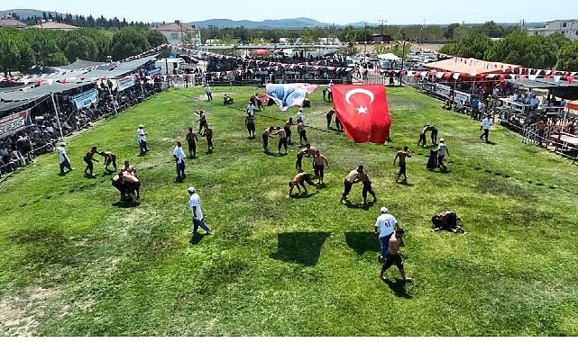 Kırkpınar'ın Rövanşı Burhaniye'de Yaşanacak Kırkpınar'ın Rövanşı Burhaniye'de Yaşanacak