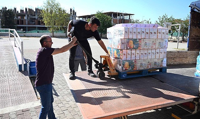 Kırtasiye malzemelerinin dağıtımı devam ediyor Kırtasiye malzemelerinin dağıtımı devam ediyor