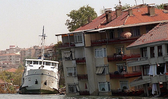Kocaeli, depreme karşı bilimi rehber alıyor Kocaeli, depreme karşı bilimi rehber alıyor