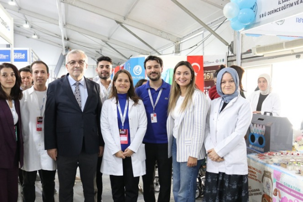 Kocaeli Kitap Fuarı’nda sağlık hizmetleri tanıtılıyor Kocaeli Kitap Fuarı’nda sağlık hizmetleri tanıtılıyor