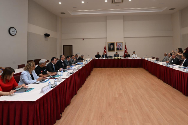 Kocaeli Valiliği'nde Genişletilmiş İl Güvenlik ve Asayiş Koordinasyon Kurulu toplandı Kocaeli Valiliği'nde Genişletilmiş İl Güvenlik ve Asayiş Koordinasyon Kurulu toplandı