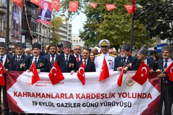 Kocaeli’de 19 Eylül Gaziler Günü etkinliklerle başladı Kocaeli’de 19 Eylül Gaziler Günü etkinliklerle başladı