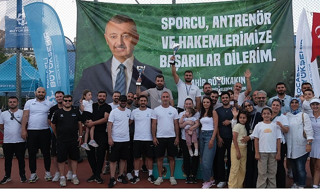 Kocaeli'de raketler korta indi Kocaeli'de raketler korta indi