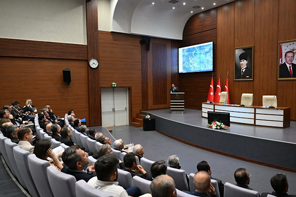 Kocaeli'de taşkın risklerine karşı kurumlar arası koordinasyon toplantısı yapıldı Kocaeli'de taşkın risklerine karşı kurumlar arası koordinasyon toplantısı yapıldı