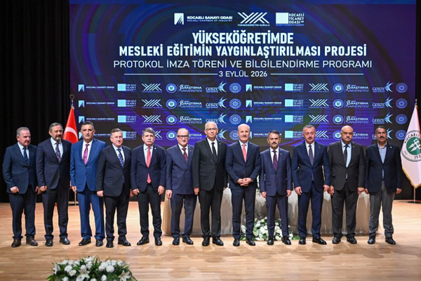 Kocaeli’de yükseköğretimde mesleki eğitim için iş birliği protokolü imzalandı Kocaeli’de yükseköğretimde mesleki eğitim için iş birliği protokolü imzalandı
