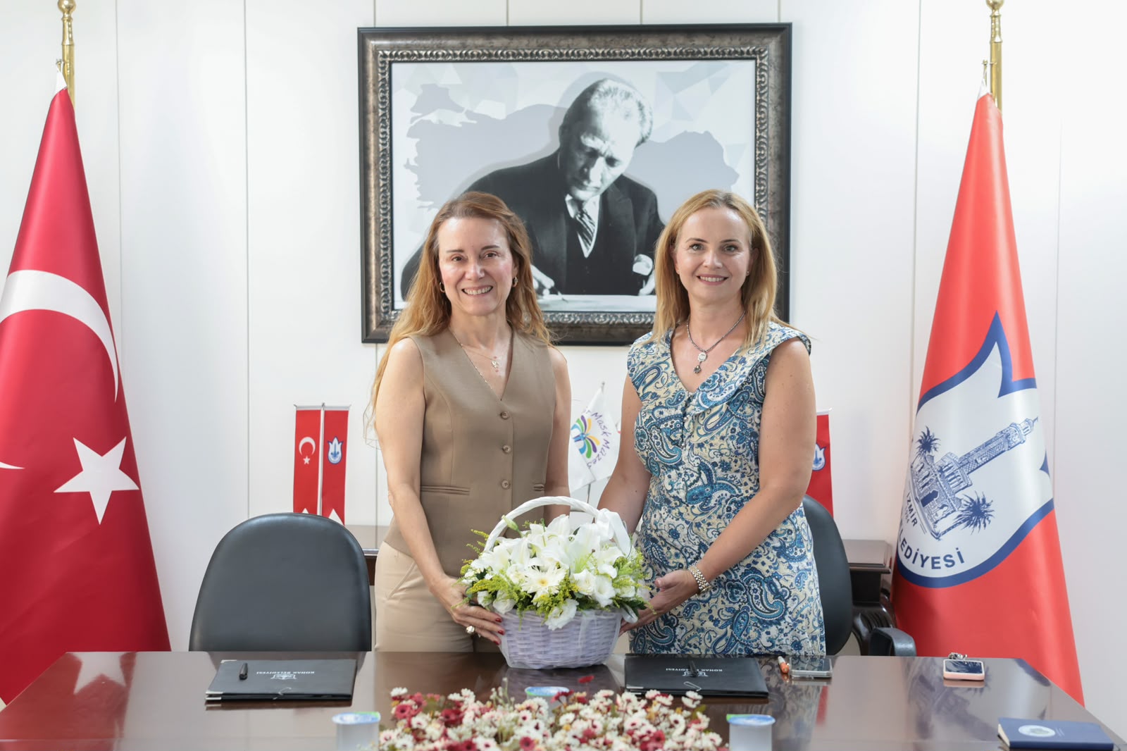 Konak Belediyesi ve Kordon Soroptimist Kulübü Derneği’nden işbirliği Konak Belediyesi ve Kordon Soroptimist Kulübü Derneği’nden işbirliği