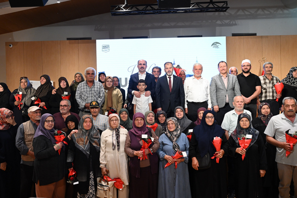 Konya Büyükşehir Belediyesi'nin Vefa Umresi projesinde ikinci kafile belirlendi Konya Büyükşehir Belediyesi'nin Vefa Umresi projesinde ikinci kafile belirlendi