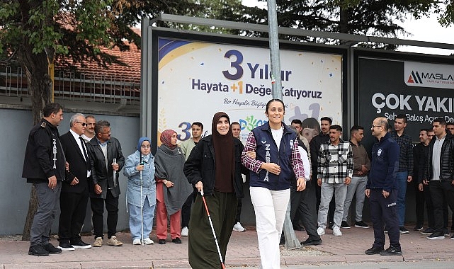 Konya Büyükşehir'de Göreve Yeni Başlayan Zabıta Personeline Görme Engelli Bireylerden Farkındalık Eğitimi Konya Büyükşehir'de Göreve Yeni Başlayan Zabıta Personeline Görme Engelli Bireylerden Farkındalık Eğitimi