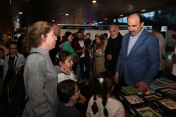  Konya Kitap Günleri'ni 350 bin kişi ziyaret etti