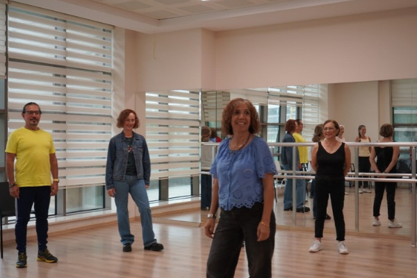 Konyaaltı’nda Alzheimer araştırması kapsamında sanat eğitimleri başladı Konyaaltı’nda Alzheimer araştırması kapsamında sanat eğitimleri başladı